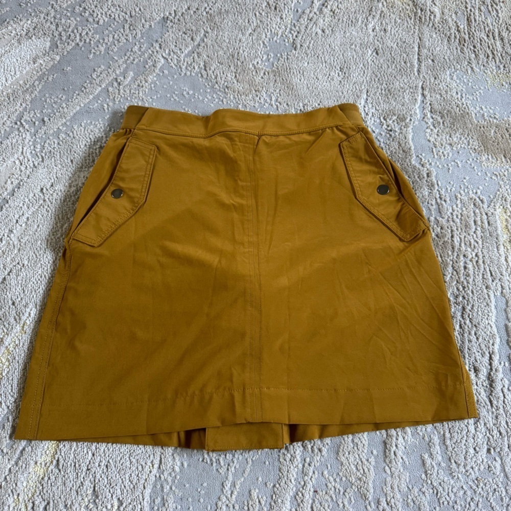 ATHLETA Vienna Cargo Skort skirt with built in shorts mustard yellow brown 8